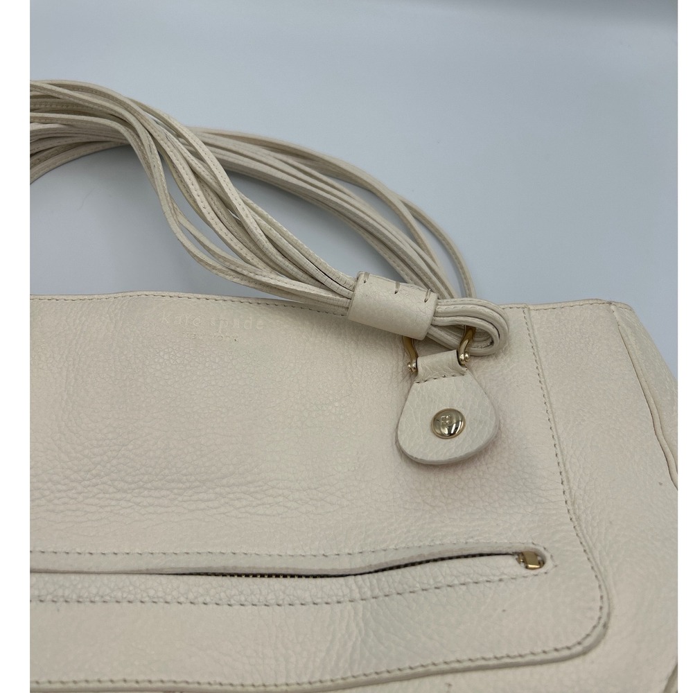 Kate Spade New York Cream Pebbled Leather Tassel Shoulder Bag Gold Hardware - Picture 10 of 10